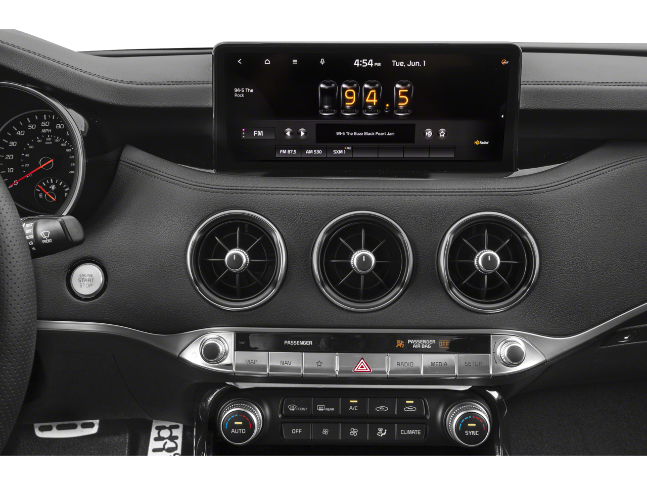 2022 Kia Stinger GT-Line Sun&Sound Package