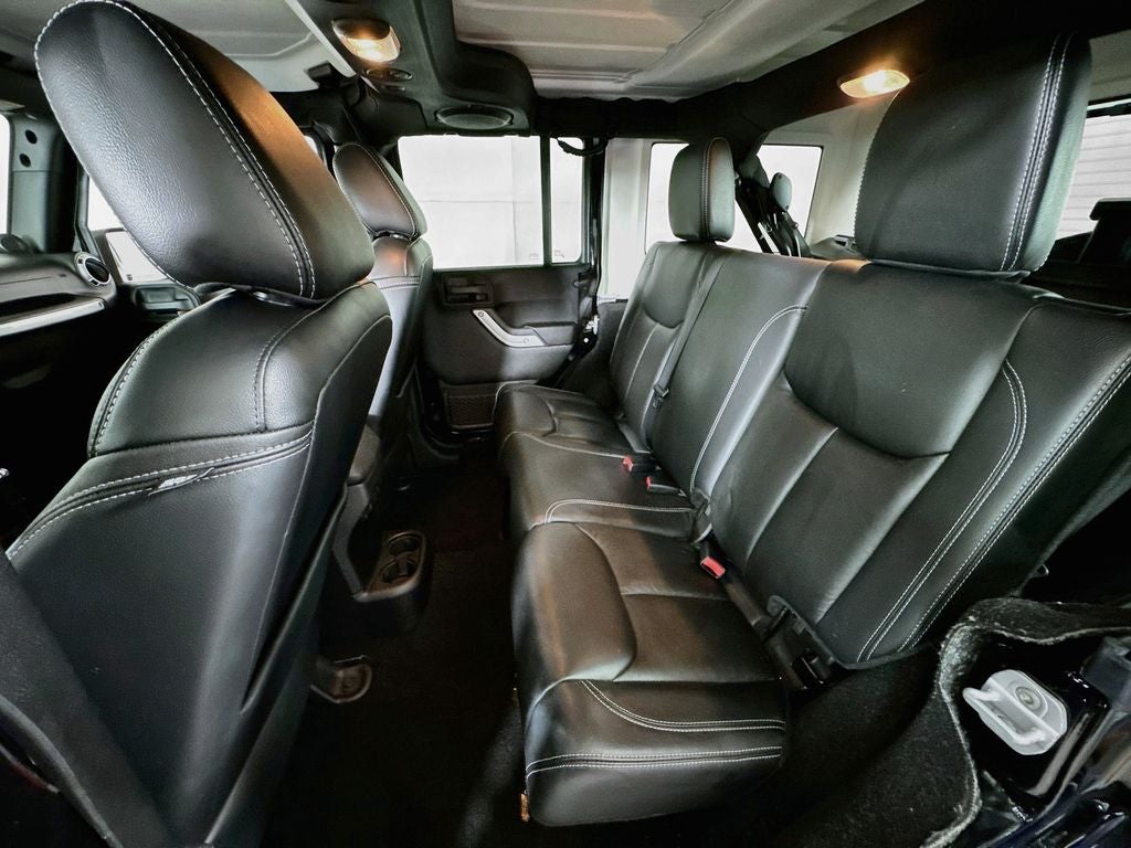 2013 Jeep Wrangler Unlimited Unlimited Sahara