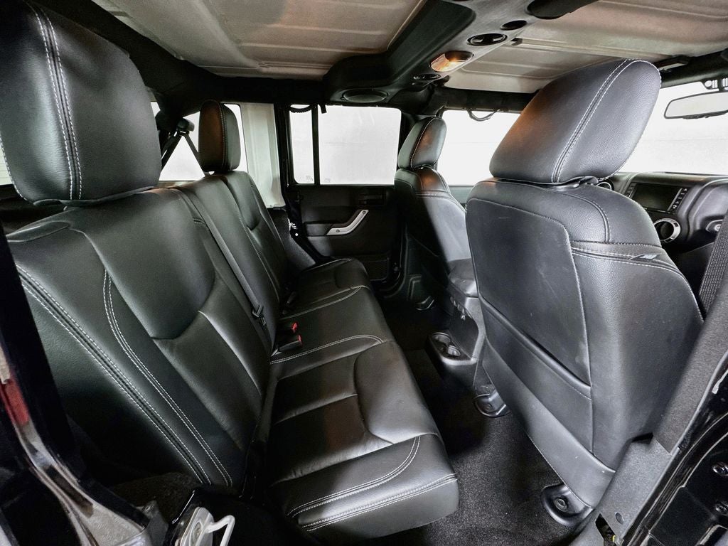 2013 Jeep Wrangler Unlimited Unlimited Sahara