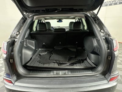 2023 Jeep Cherokee Altitude 4X4 Lux Elite Package
