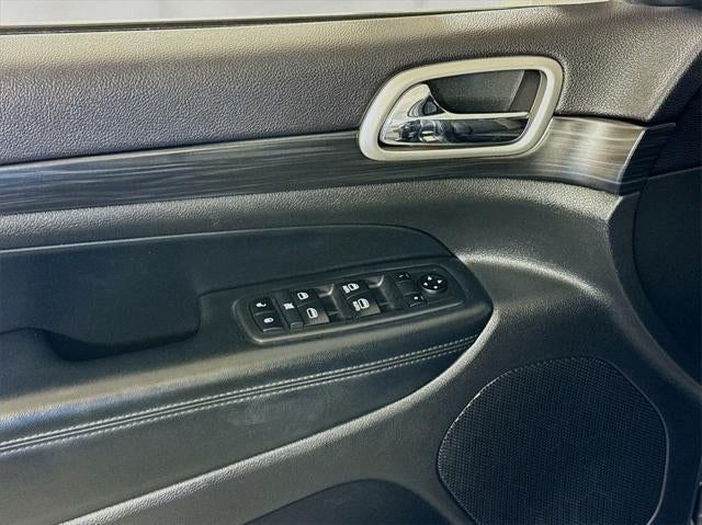 2020 Jeep Grand Cherokee Laredo E 4X4