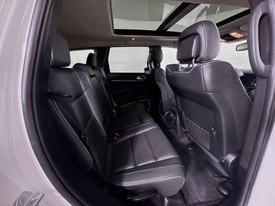 2019 Jeep Grand Cherokee Summit Platinum Series Group