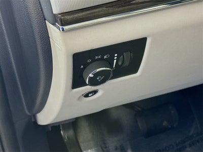 2020 Jeep Grand Cherokee Summit Platinum Series