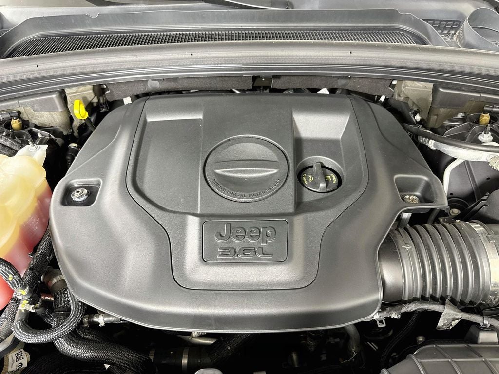 2022 Jeep Grand Cherokee Overland 4X4