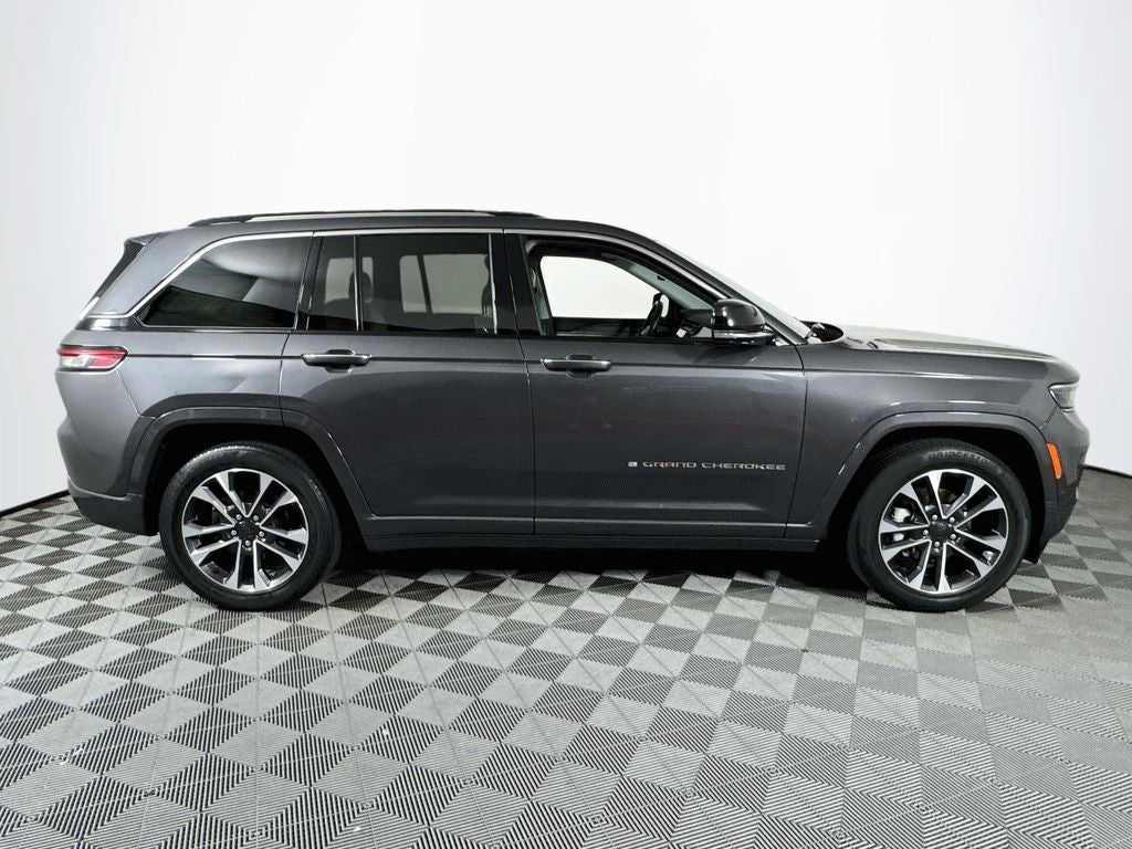 2022 Jeep Grand Cherokee Overland 4X4