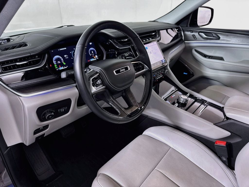 2022 Jeep Grand Cherokee Overland 4X4