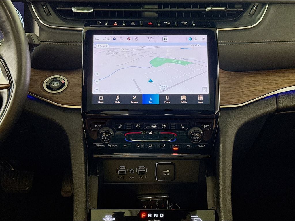 2023 Jeep Grand Cherokee Summit