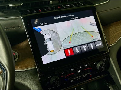 2023 Jeep Grand Cherokee Summit