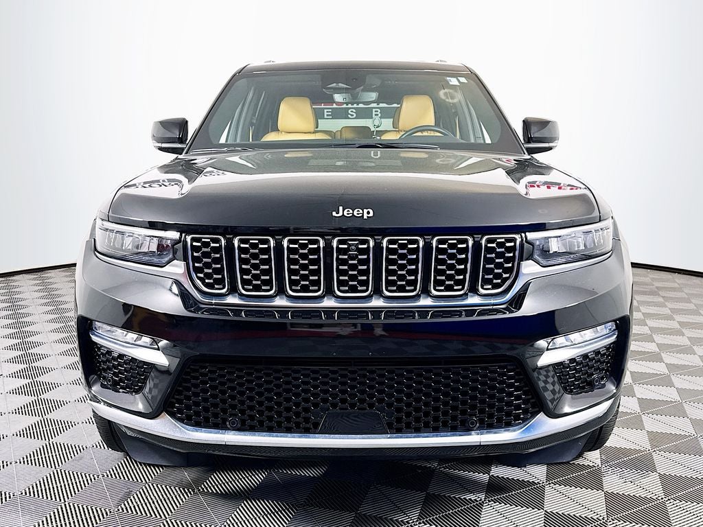 2023 Jeep Grand Cherokee Summit