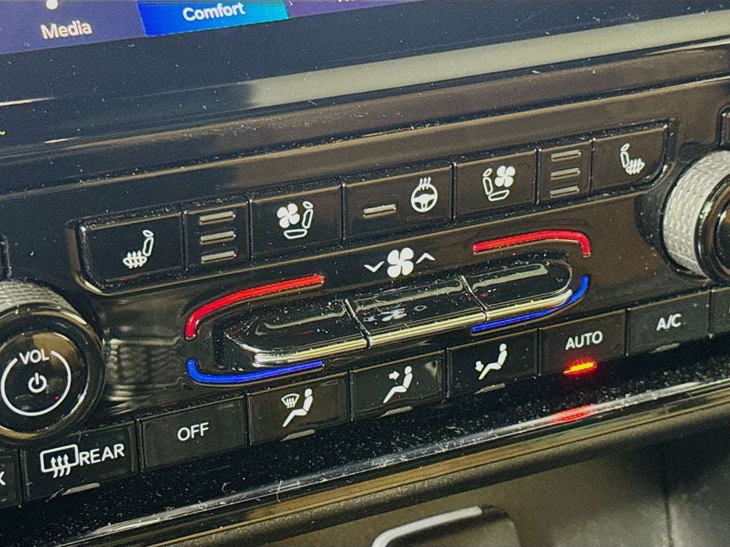 2023 Jeep Grand Cherokee Summit