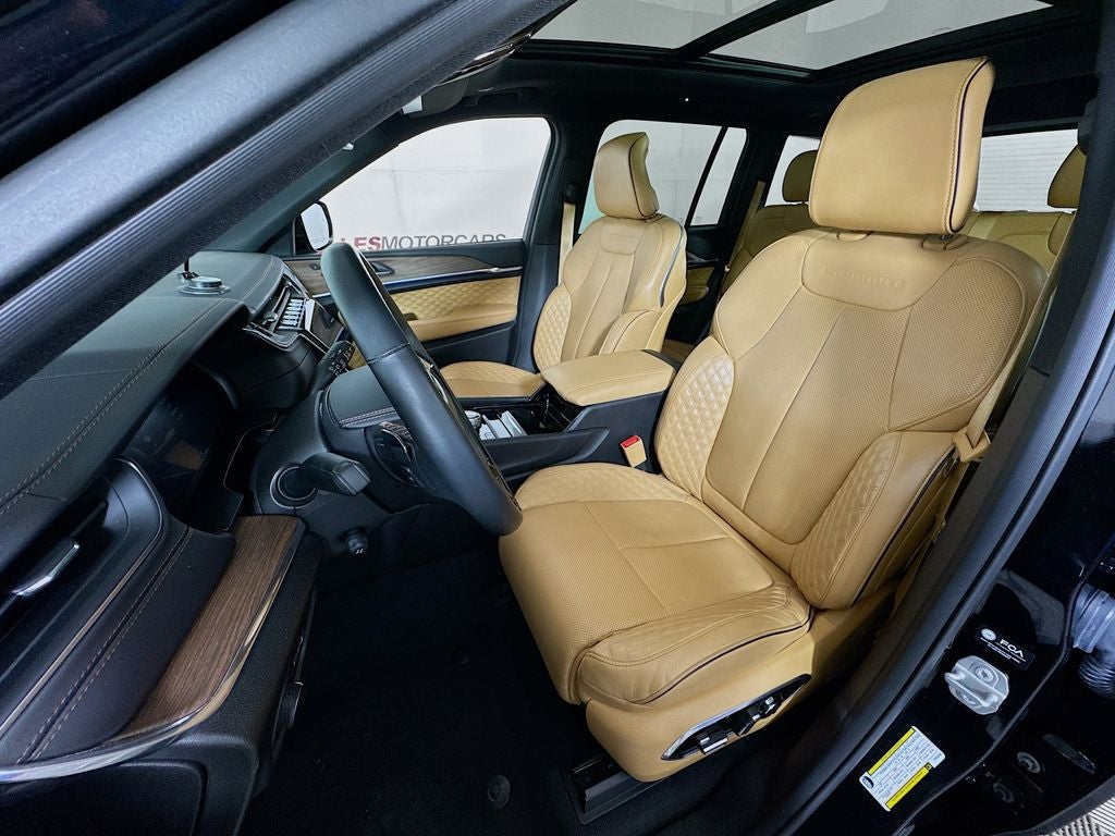 2023 Jeep Grand Cherokee Summit