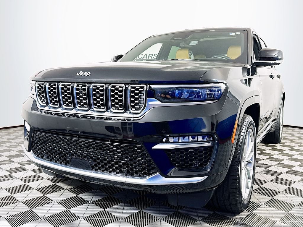 2023 Jeep Grand Cherokee Summit