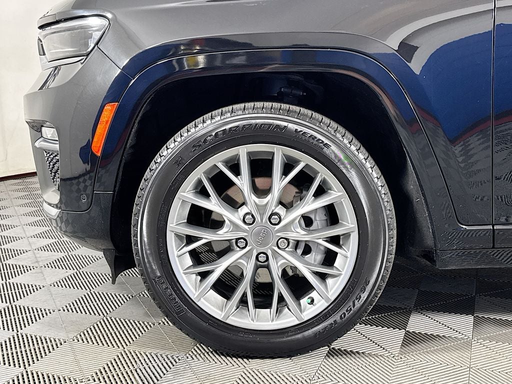 2023 Jeep Grand Cherokee Summit