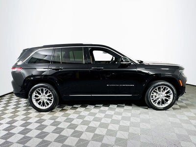 2023 Jeep Grand Cherokee Summit