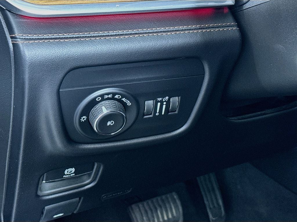 2025 Jeep Grand Cherokee Summit Reserve 4X4