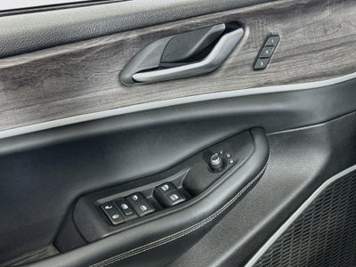2022 Jeep Grand Cherokee L Limited 4X4Customer Preferred Package 22E