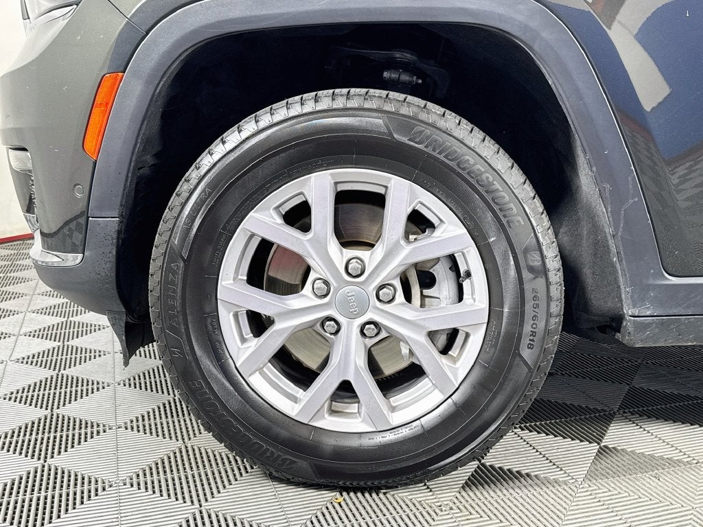 2022 Jeep Grand Cherokee L Limited 4X4Customer Preferred Package 22E
