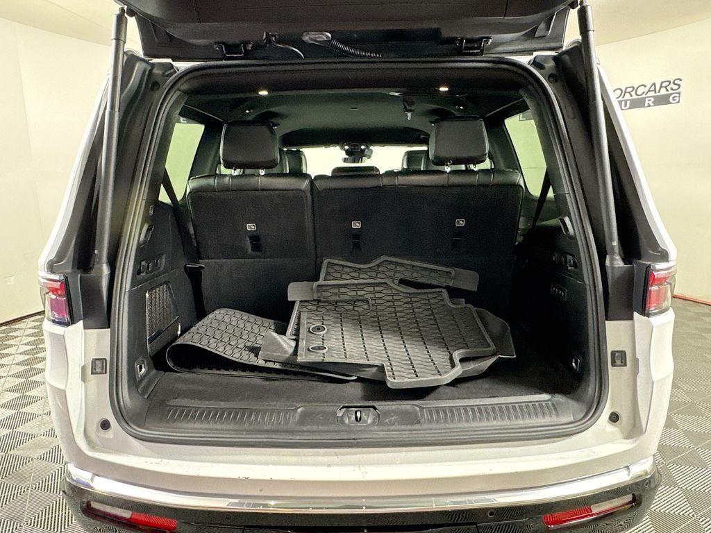 2024 Jeep Wagoneer Series II RWD 4X2