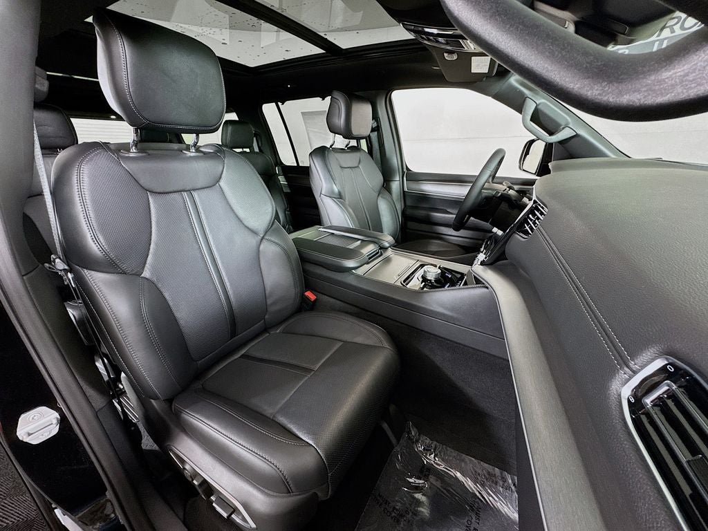 2025 Jeep Wagoneer Series II