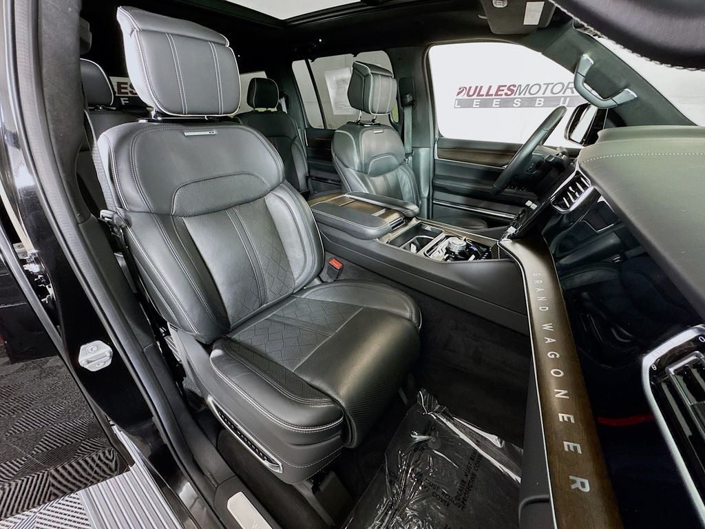 2022 Jeep Grand Wagoneer Series II