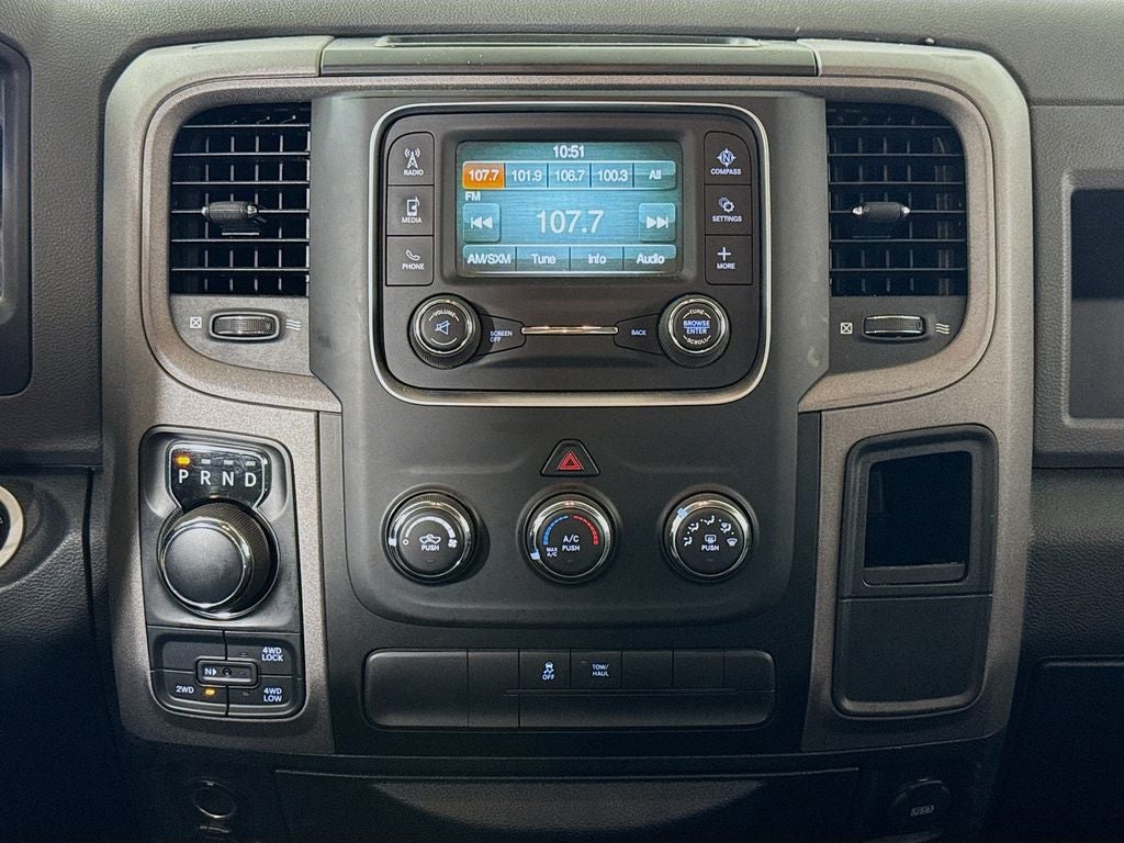 2017 RAM 1500 Express QUAD CAB 4X4
