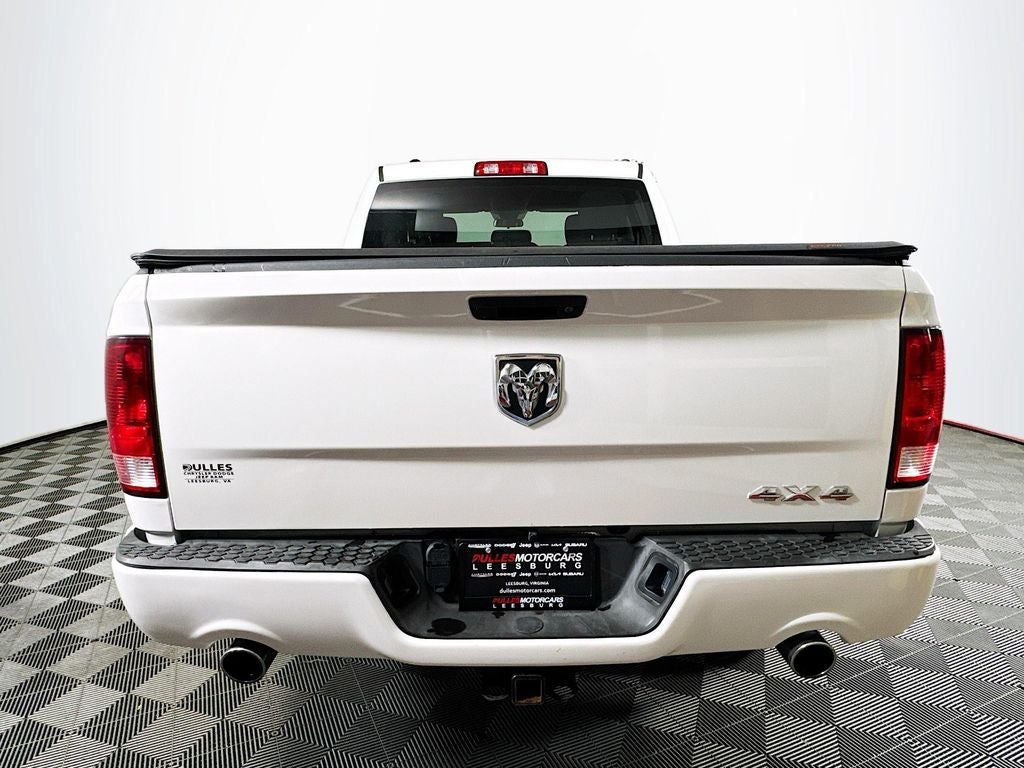 2017 RAM 1500 Express QUAD CAB 4X4