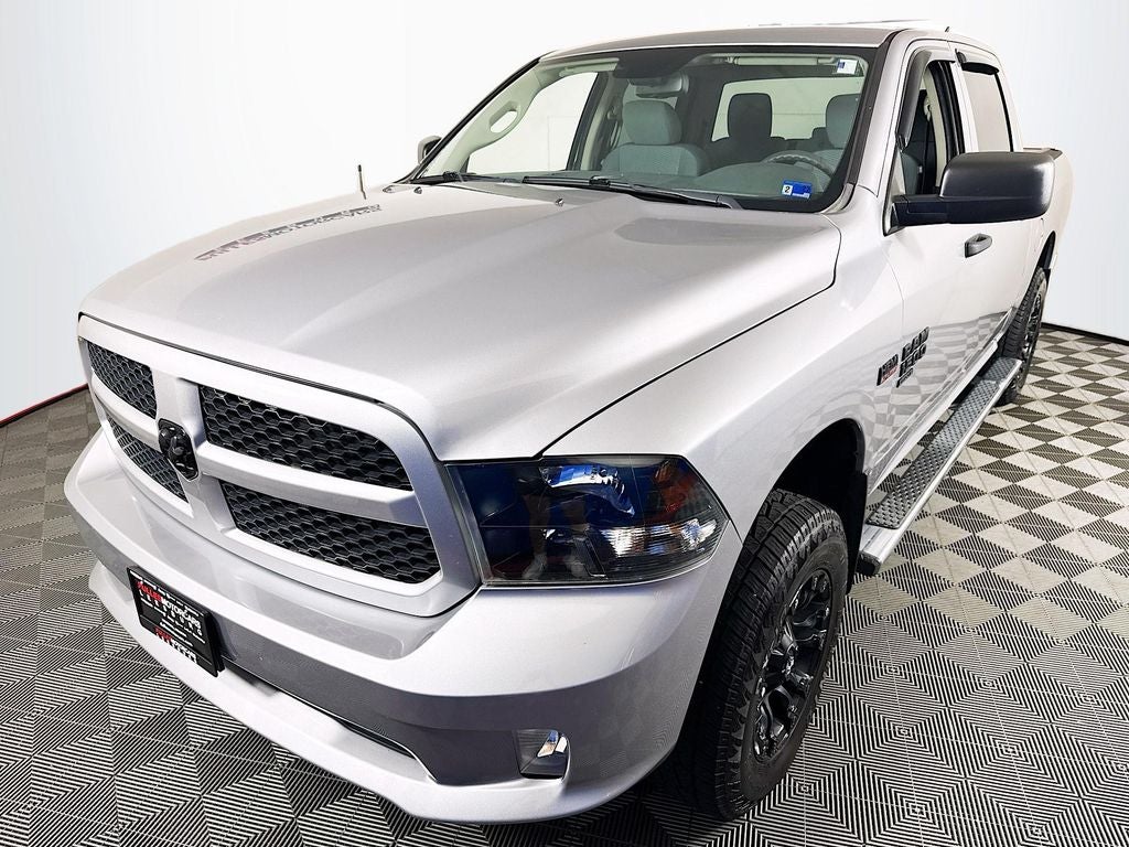 2019 RAM 1500 Classic Express Crew Cab 4X4