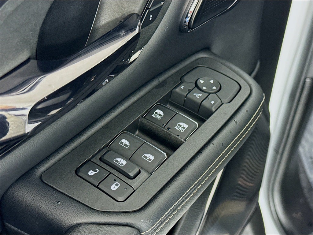 2025 RAM 1500 Limited | Pano Roof | Heated/Cooled Leather