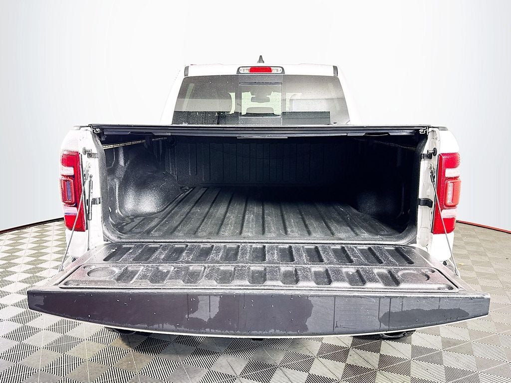 2019 RAM 1500 Laramie-Black Widow Sport Appearance Pakage