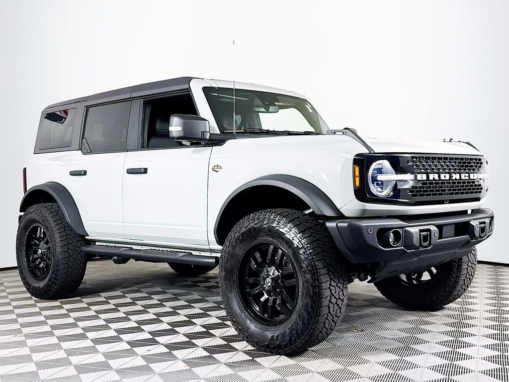 2023 Ford Bronco Wildtrak Advanced- Lifted