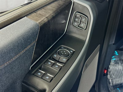 2023 Ford F-150 Lightning Lariat