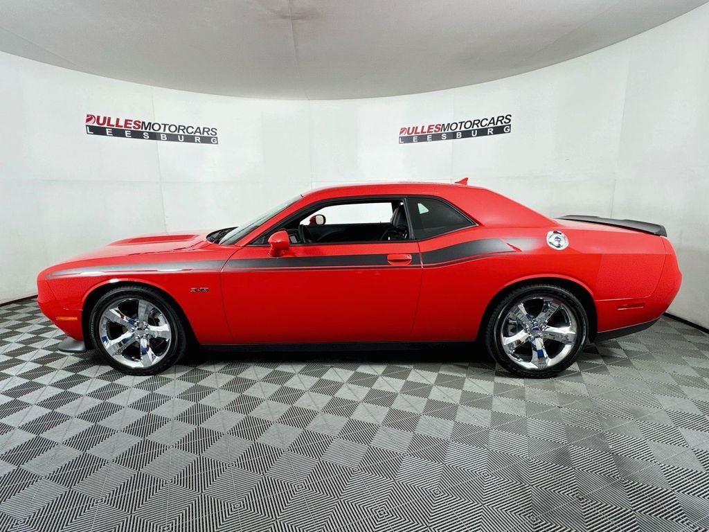 2023 Dodge Challenger R/T PLUS