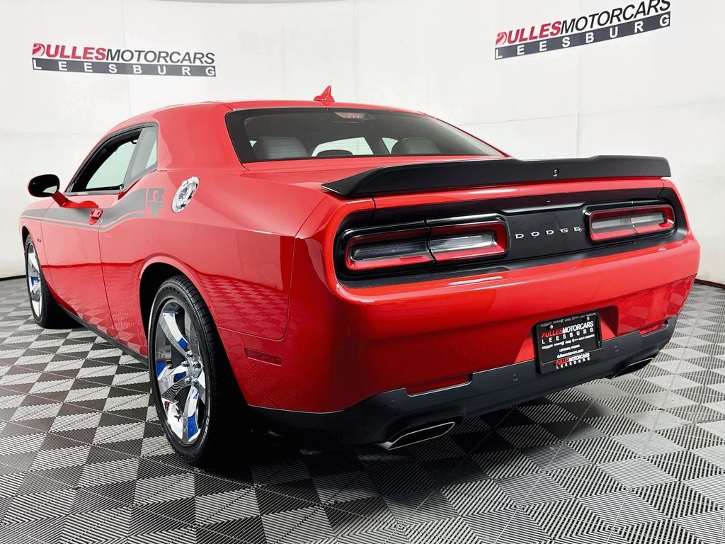 2023 Dodge Challenger R/T PLUS