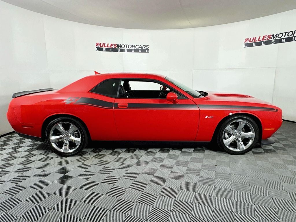 2023 Dodge Challenger R/T PLUS