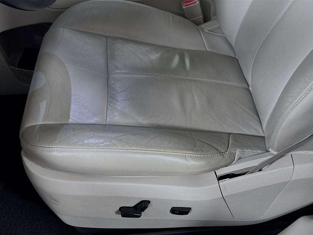 2015 Chrysler Town & Country Limited-Platinum