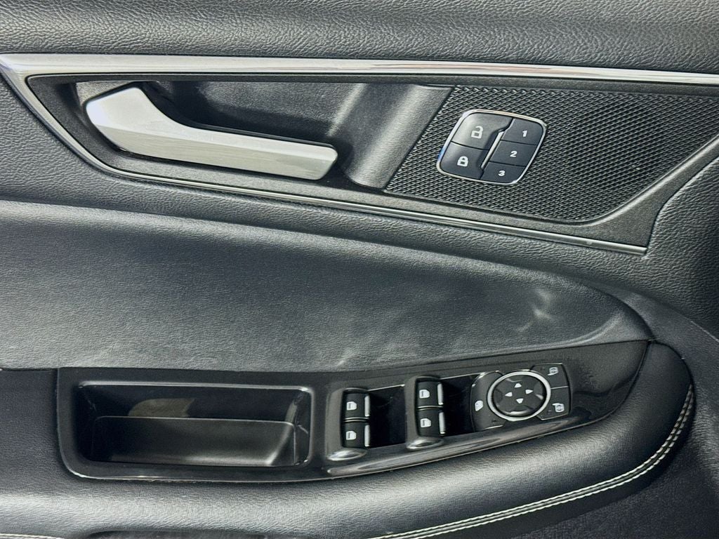 2016 Ford Edge Sport