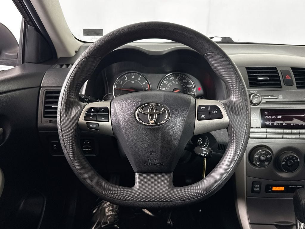 2011 Toyota Corolla S Preferred O wner's Portfolio