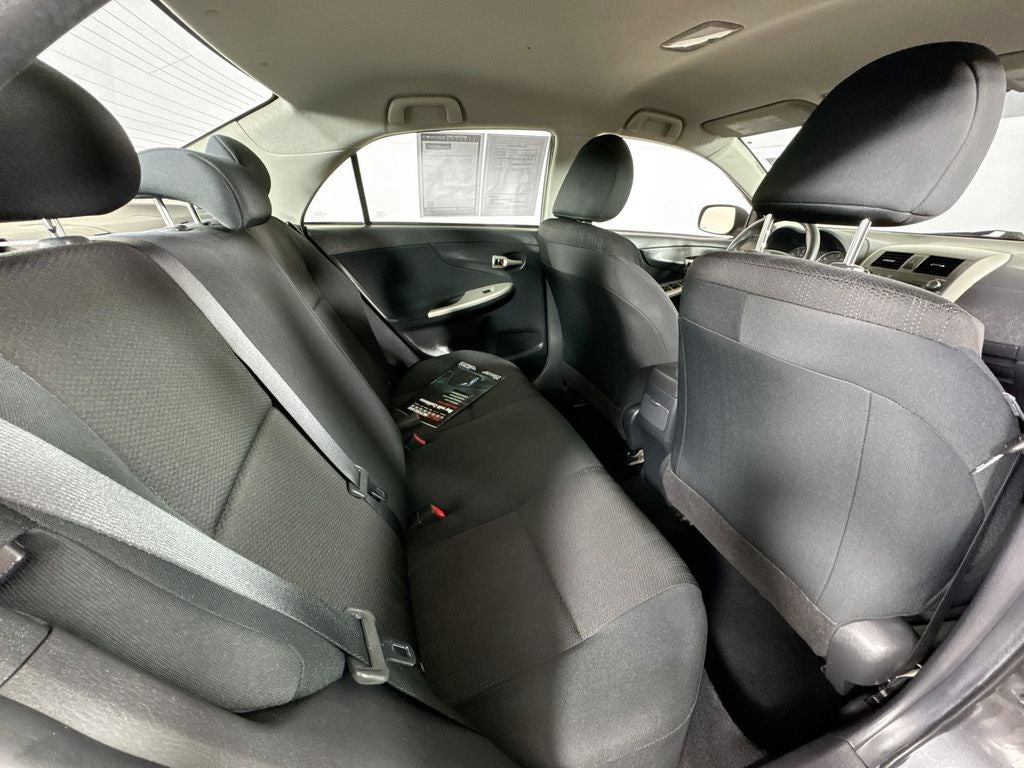 2011 Toyota Corolla S Preferred O wner's Portfolio