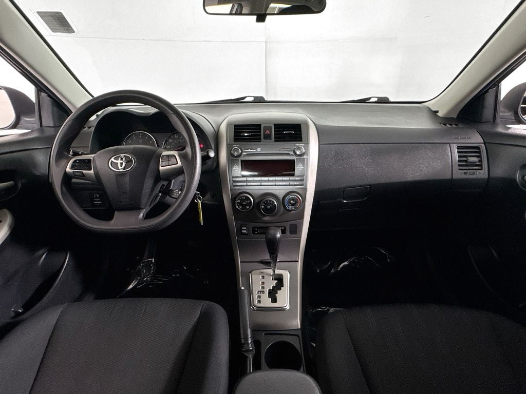 2011 Toyota Corolla S Preferred O wner's Portfolio