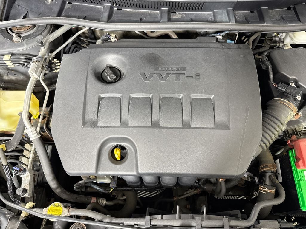 2011 Toyota Corolla S Preferred O wner's Portfolio