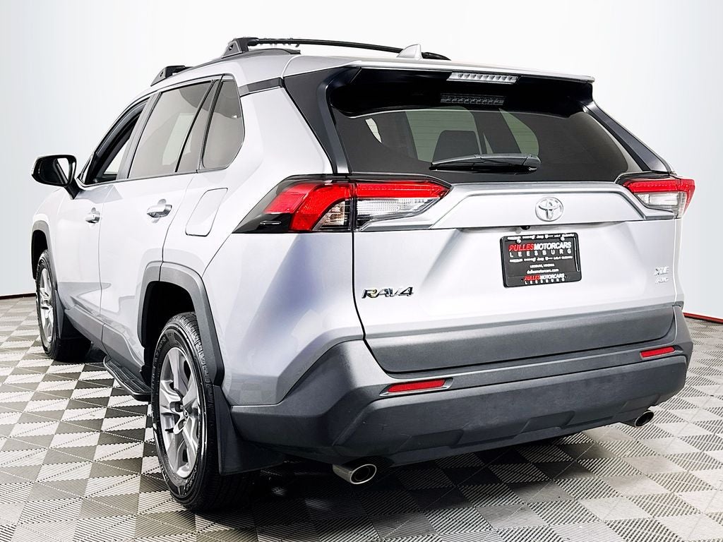 2025 Toyota RAV4 XLE