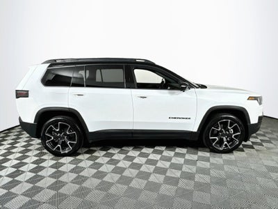 2026 Jeep Cherokee Overland