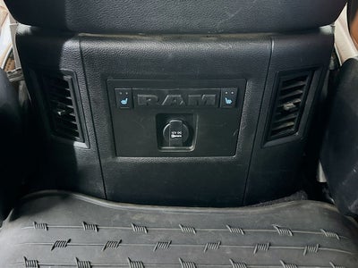 2014 RAM 3500 Laramie Longhorn/With fift wheel