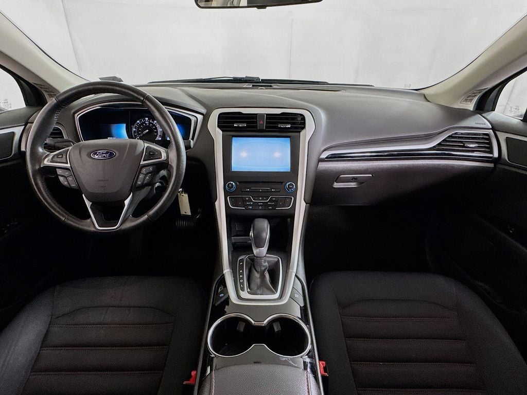 2016 Ford Fusion Hybrid SE