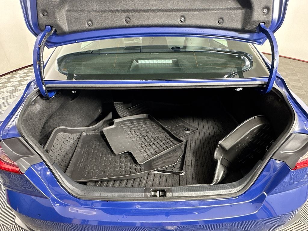 2025 Toyota Camry SE Convenience-Cold Weather Package
