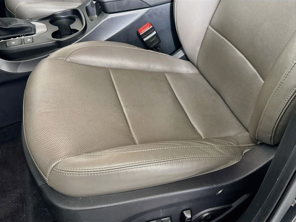 2017 Hyundai Santa Fe Sport 2.4 AWD Tech Package