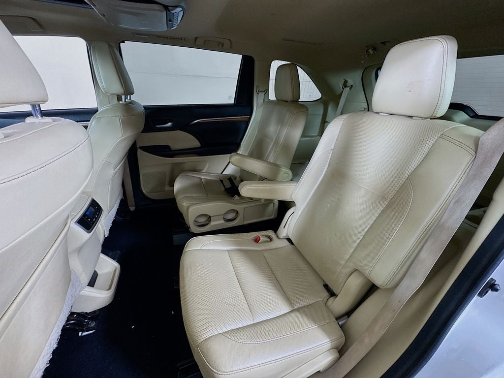 2017 Toyota Highlander Limited -V6 AWD