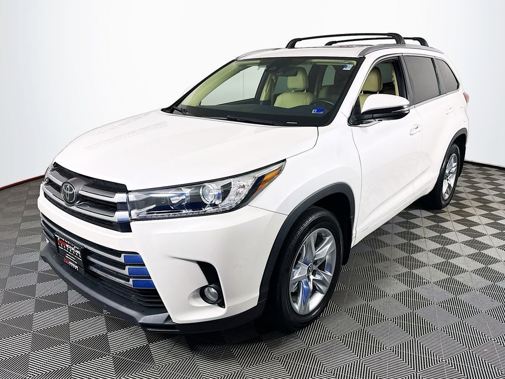 2017 Toyota Highlander Limited -V6 AWD