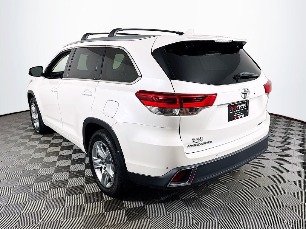 2017 Toyota Highlander Limited -V6 AWD
