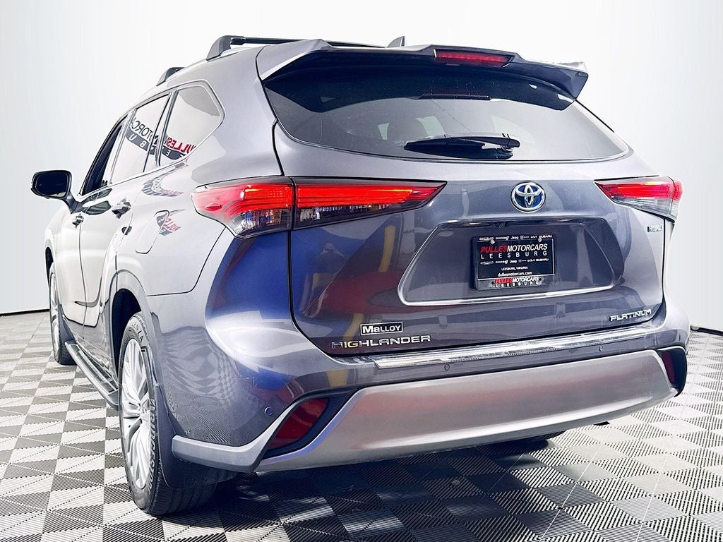 2023 Toyota Highlander Platinum